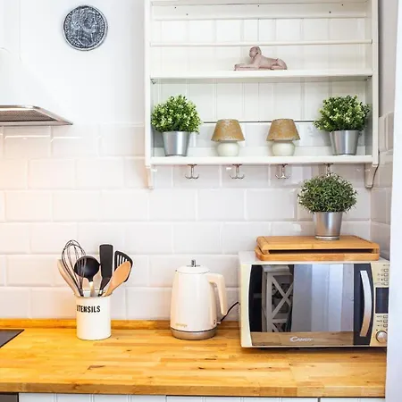 아파트 Ferienwohnung Fuer 4 Personen Ca 70 Qm In Split, Dalmatien Mitteldalmatien
