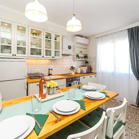Ferienwohnung Fuer 4 Personen Ca 70 Qm In Split, Dalmatien Mitteldalmatien 스플리트