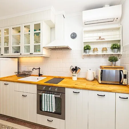 아파트 Ferienwohnung Fuer 4 Personen Ca 70 Qm In Split, Dalmatien Mitteldalmatien 스플리트