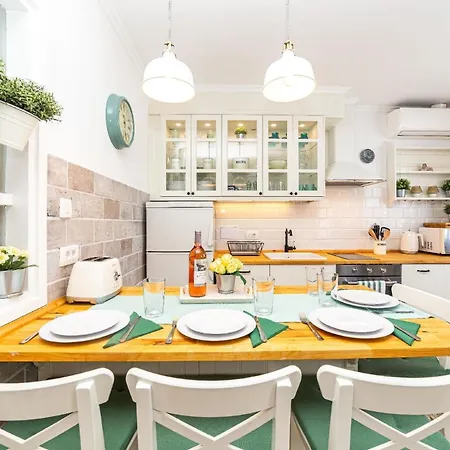 아파트 Ferienwohnung Fuer 4 Personen Ca 70 Qm In Split, Dalmatien Mitteldalmatien