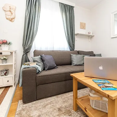아파트 Ferienwohnung Fuer 4 Personen Ca 70 Qm In Split, Dalmatien Mitteldalmatien
